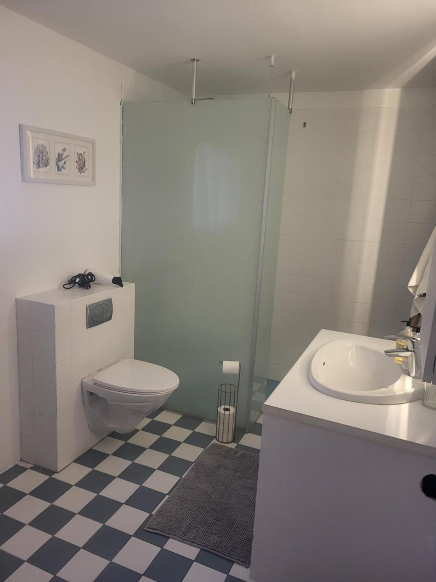 Grindavik Guesthouse Self Check In & Out Exterior foto